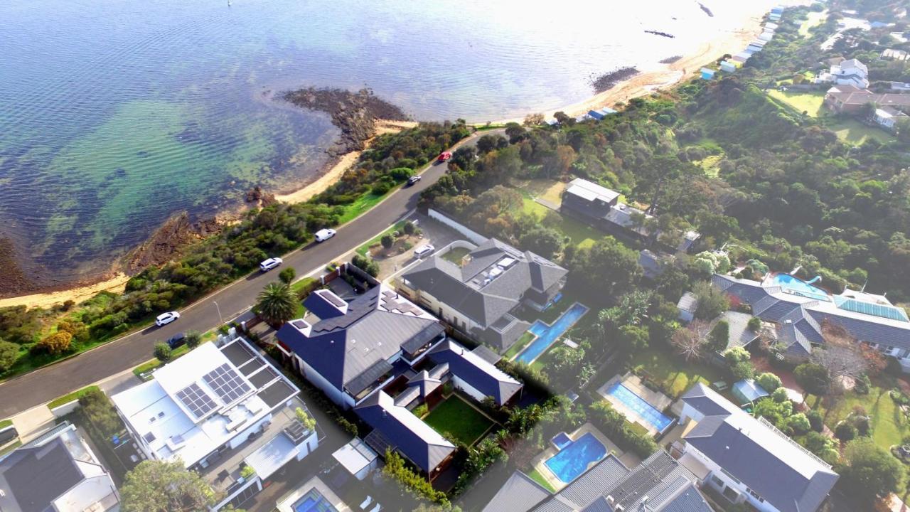 Villa Earimil - Waterfront *